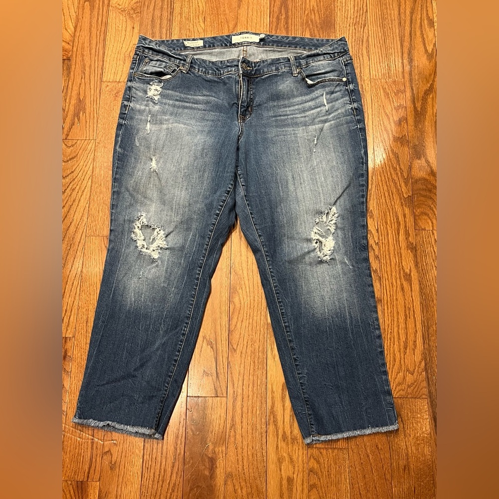 Torrid Boyfriend Distressed Blue Jeans Size 20